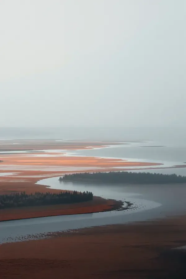 嫩草影院《大河之洲》竖版海报，自然 / 地理